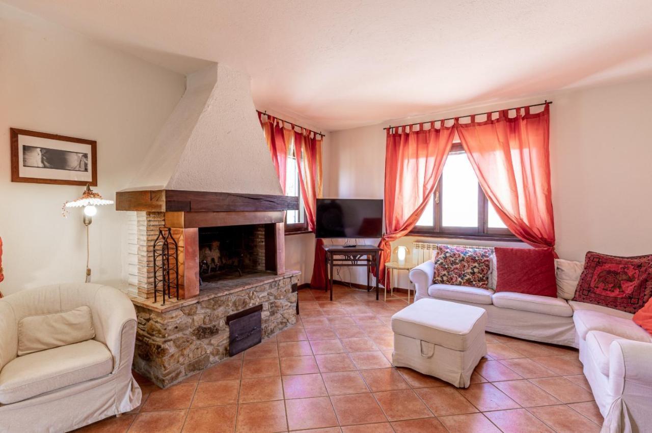 Casa Vacanze Colonnata Gubbio Buitenkant foto